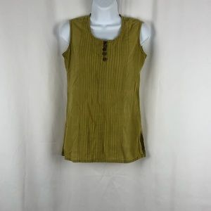 Akkriti Cotton pleated front tank top S